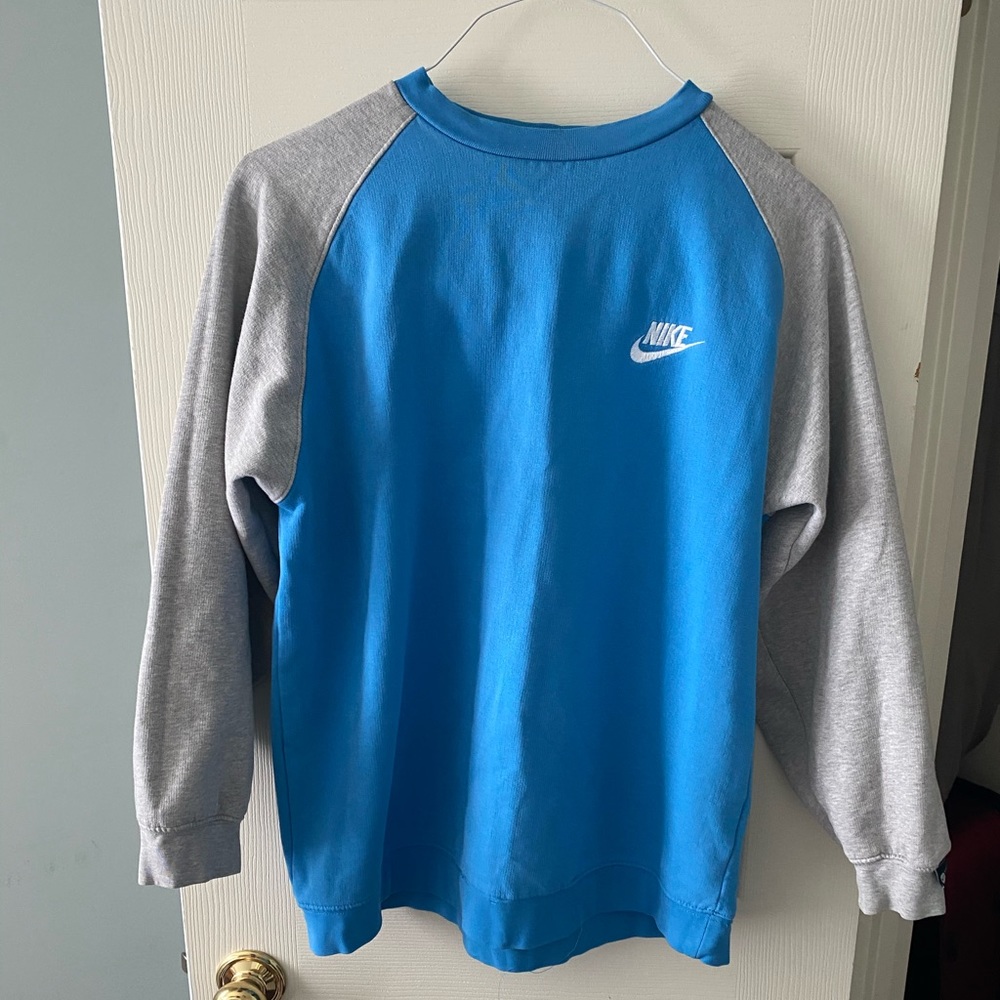 vintage nike sweatshirt